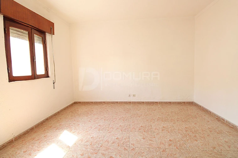 Moradia T3 para Venda em Figueira dos Cavaleiros Foto 4