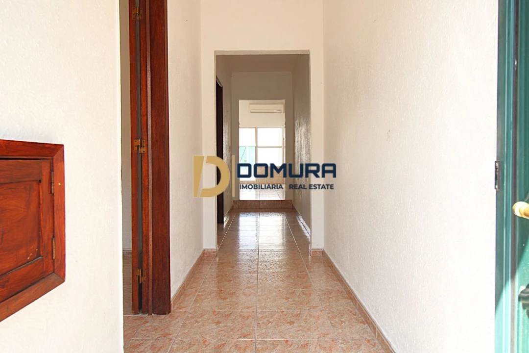 Moradia T3 para Venda em Figueira dos Cavaleiros Foto 3