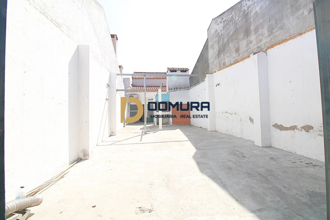 Moradia T3 para Venda em Figueira dos Cavaleiros Foto 20
