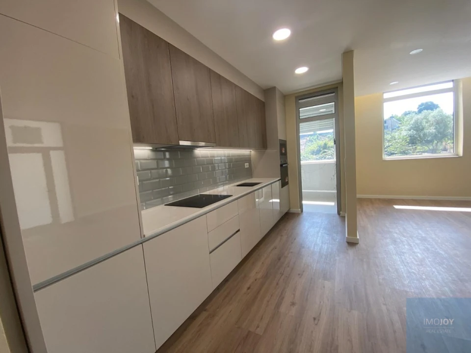 Apartamento T1 para Venda em Ermesinde Foto 1