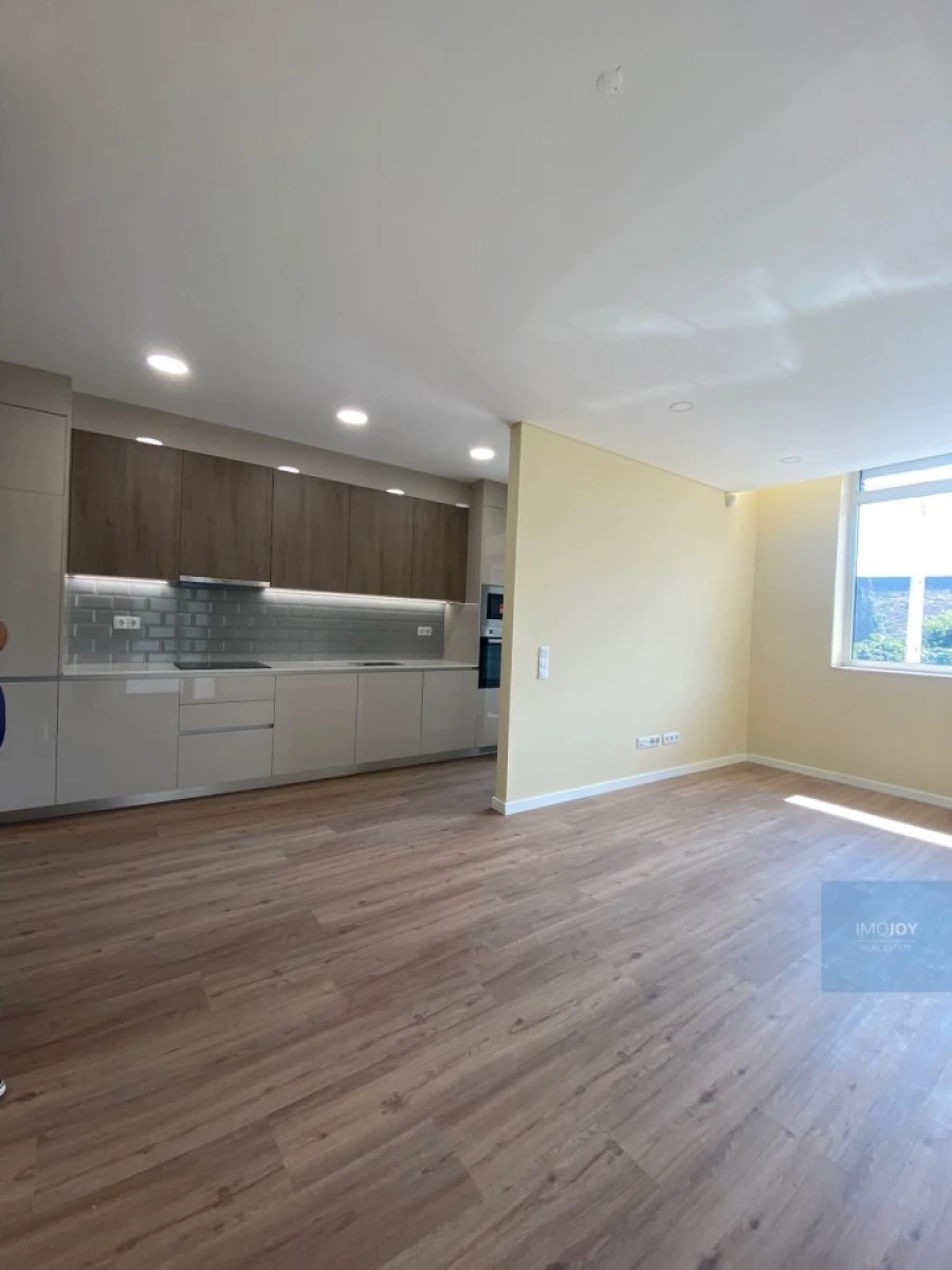 Apartamento T1 para Venda em Ermesinde Foto 2