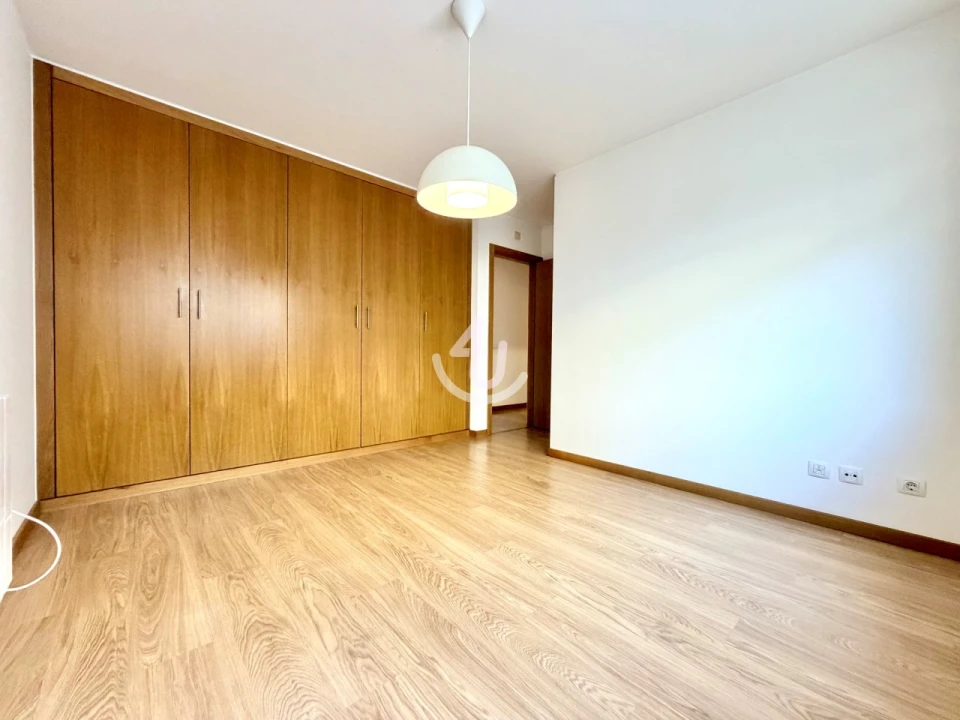 Apartamento T3 para Venda em Alcobaça e Vestiaria Foto 39