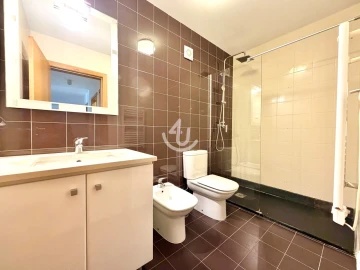 Apartamento T3 para Venda em Alcobaça e Vestiaria