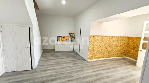 Moradia T5 para Venda em Ribeira Grande (Conceição)