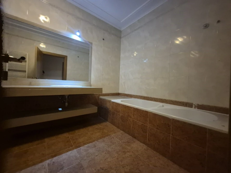 Apartamento T2 para Venda em Vila Franca de Xira Foto 26