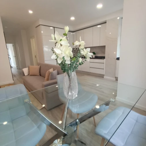 Apartamento T3 para Venda em Benfica Foto 2
