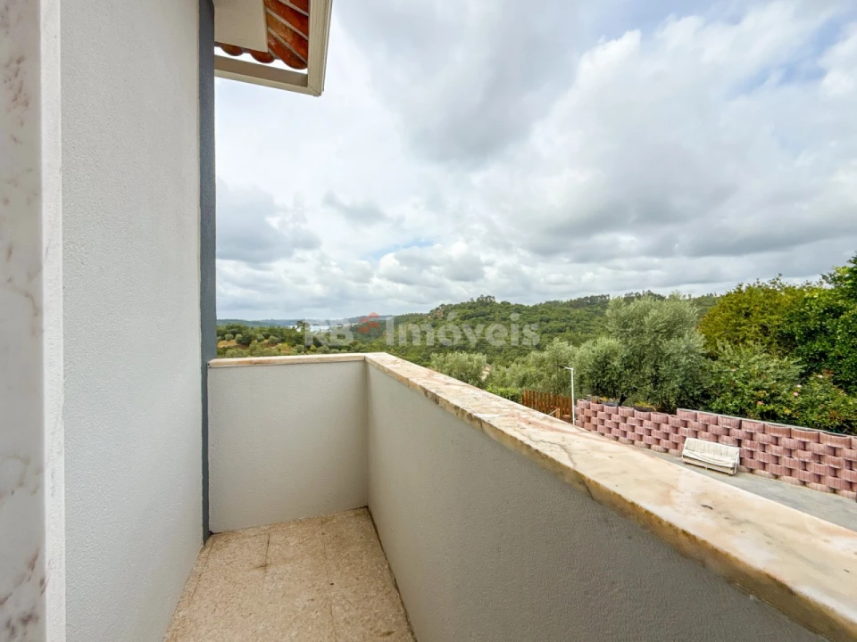 Moradia T4 para Venda em Serra e Junceira Foto 44
