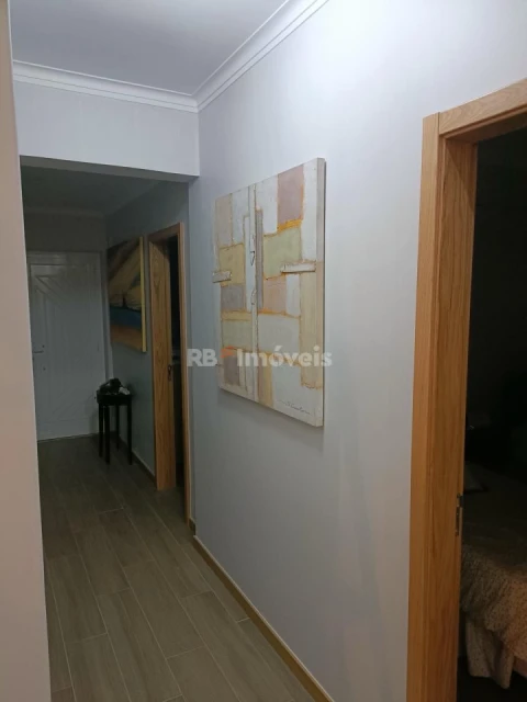 Moradia T4 para Venda em Serra e Junceira