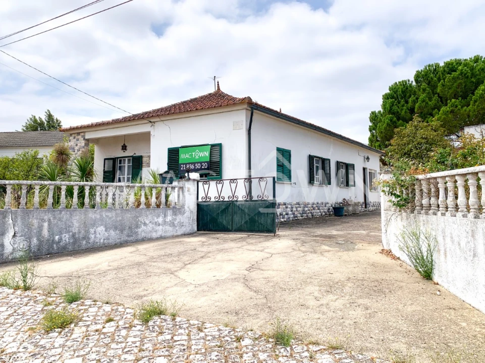 Moradia T3 para Venda em Alcanena e Vila Moreira Foto 1