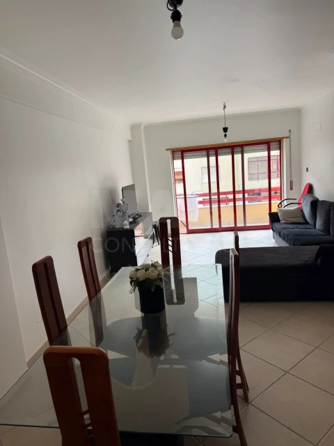 Apartamento T2 para Venda em Póvoa de Santa Iria e Forte da Casa