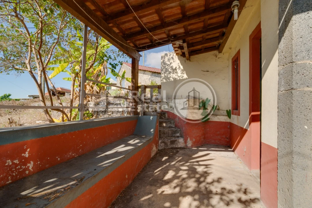 Moradia T2 para Venda em Santo Antonio Foto 7