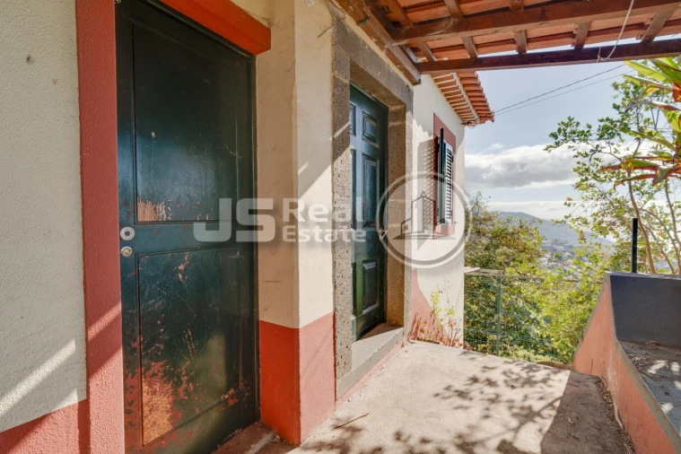 Moradia T2 para Venda em Santo Antonio Foto 8