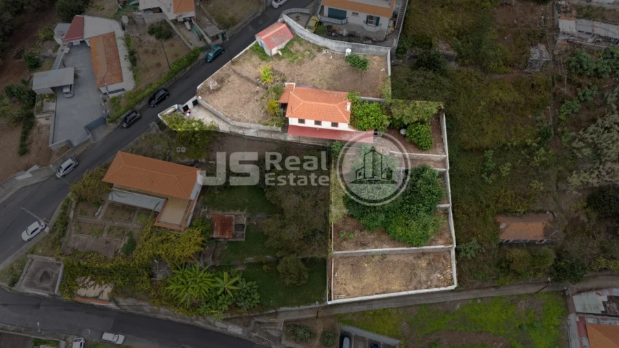 Moradia T2 para Venda em Santo Antonio Foto 3