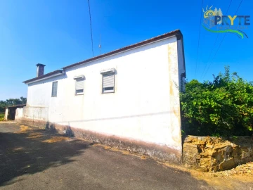 Quinta T3 para Venda em Cernache do Bonjardim, Nesperal e Palhais