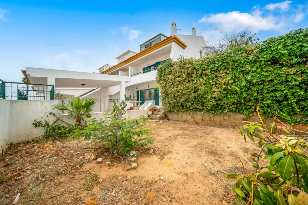 Moradia T4 para Venda em Albufeira e Olhos de Água Foto 18
