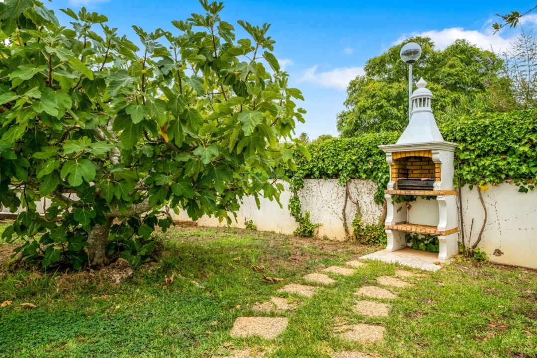 Moradia T4 para Venda em Albufeira e Olhos de Água Foto 30