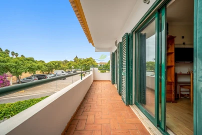 Moradia T4 para Venda em Albufeira e Olhos de Água