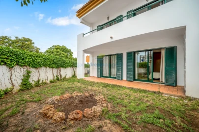 Moradia T4 para Venda em Albufeira e Olhos de Água