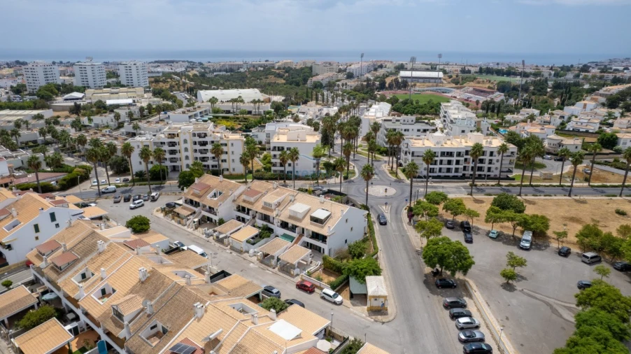 Moradia T4 para Venda em Albufeira e Olhos de Água Foto 21