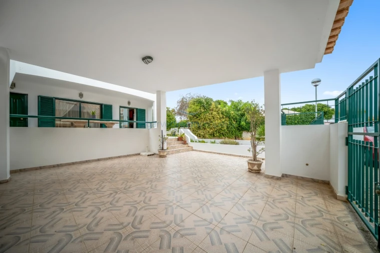 Moradia T4 para Venda em Albufeira e Olhos de Água Foto 39