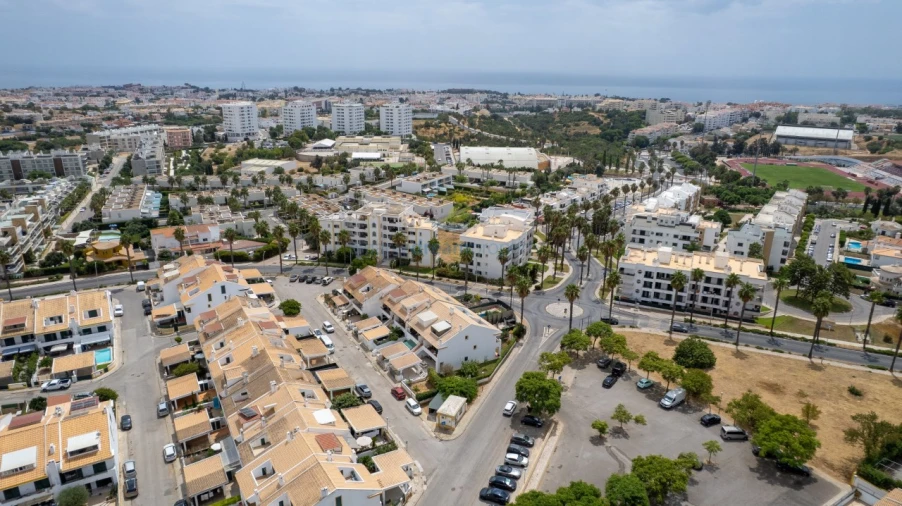 Moradia T4 para Venda em Albufeira e Olhos de Água Foto 44