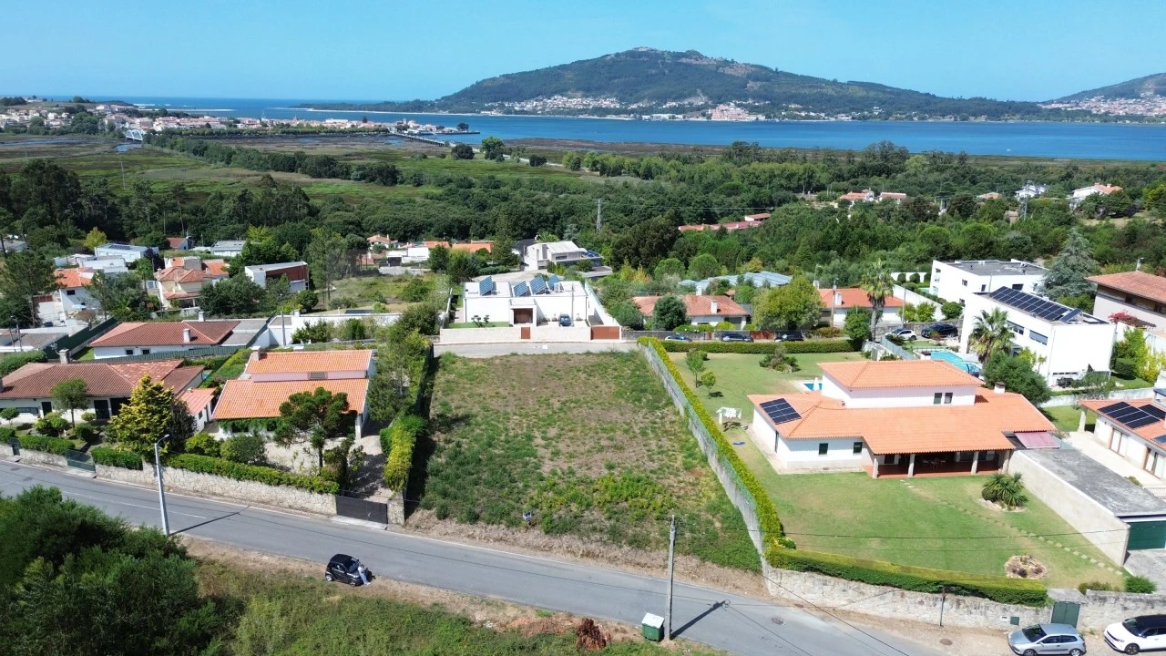 Terreno para Venda em Seixas Foto 3