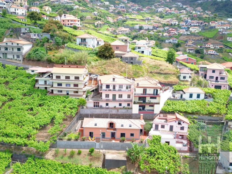 Moradia T3 para Venda em Camara de Lobos Foto 3