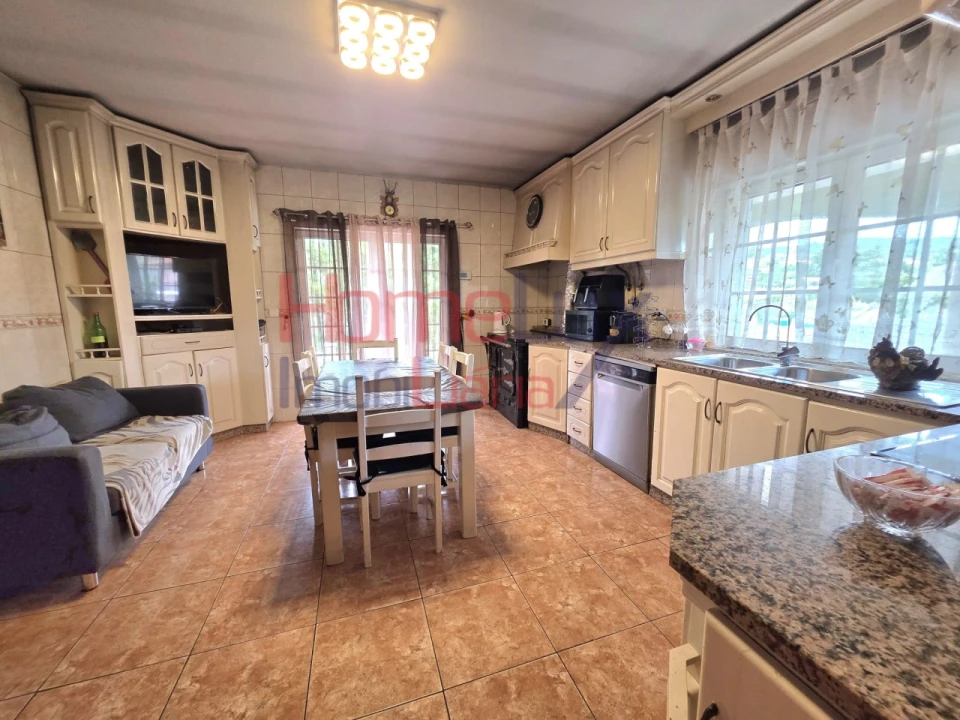 Moradia T5 para Venda em Mões Foto 16