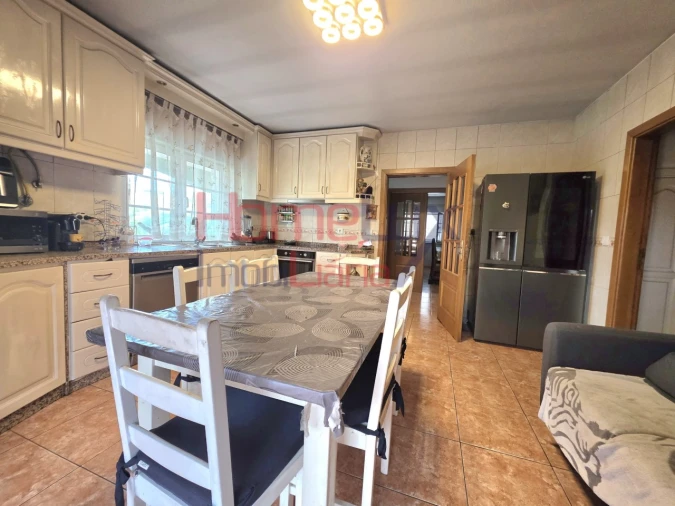 Moradia T5 para Venda em Mões Foto 15