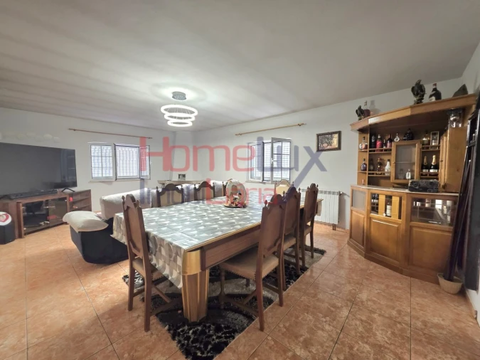 Moradia T5 para Venda em Mões Foto 17