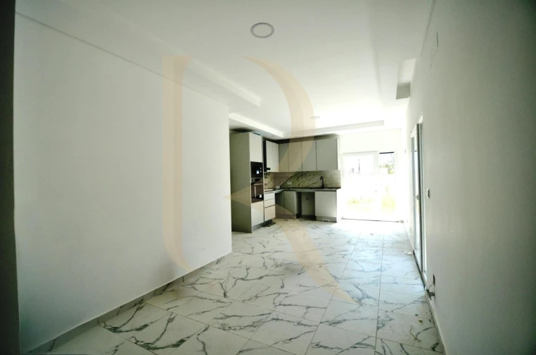 Moradia T4 para Venda em Fernao Ferro Foto 9