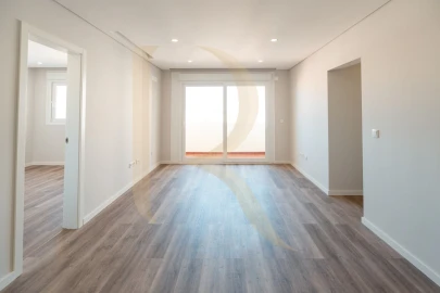 Apartamento T3 para Venda em Corroios