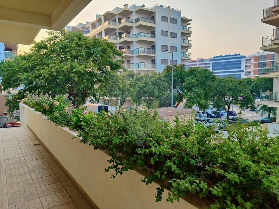 Apartamento T1 para Arrendamento em Portimão Foto 1
