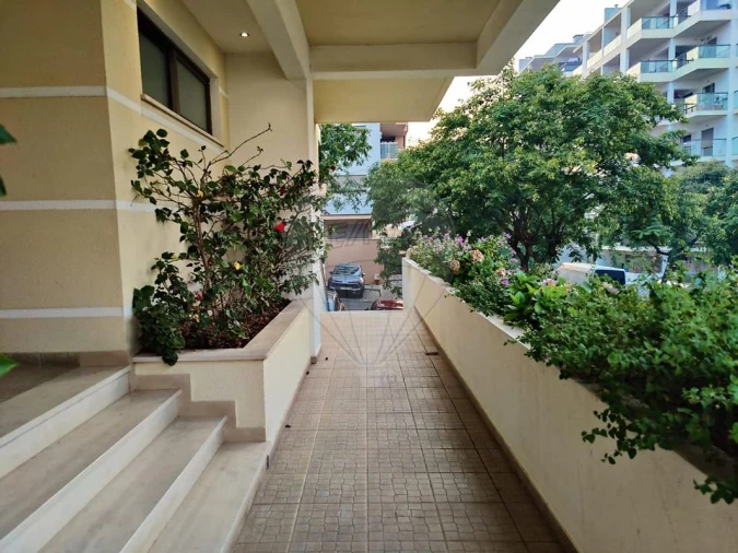 Apartamento T1 para Arrendamento em Portimão Foto 9
