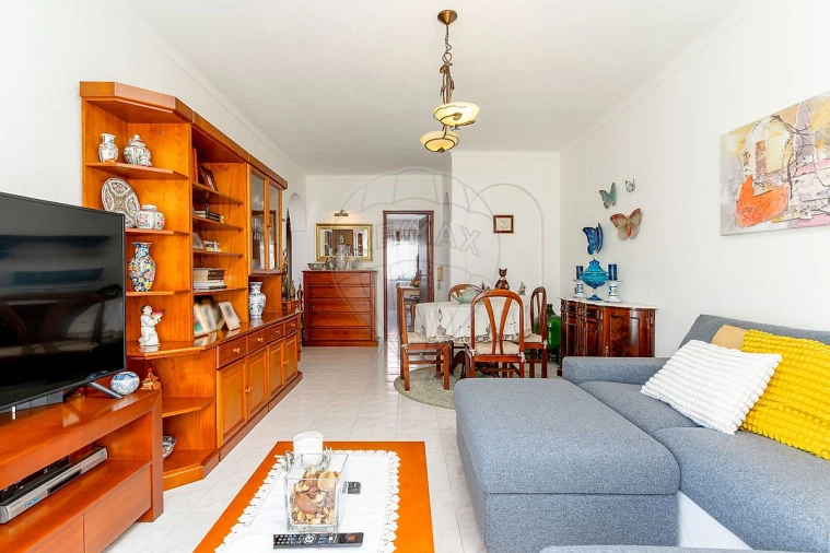 Apartamento T2 para Venda em Quinta do Conde Foto 10