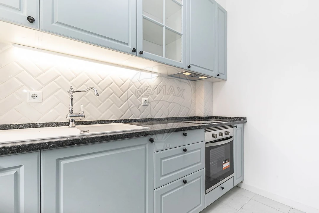 Apartamento T2 para Arrendamento em Benfica Foto 12