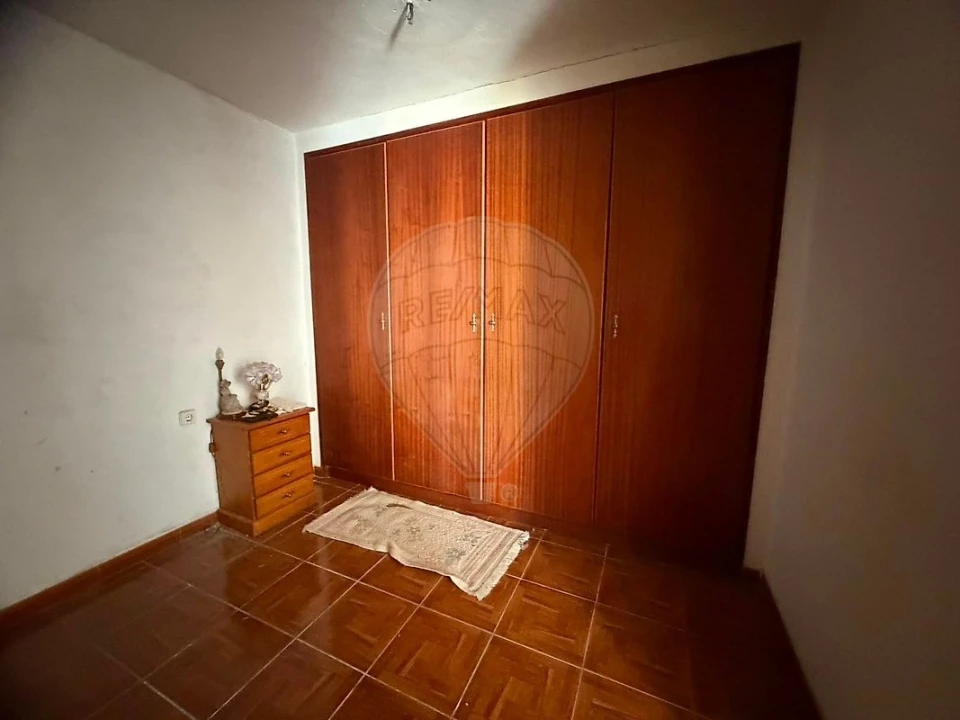 Moradia T5 para Venda em Alcanede Foto 1