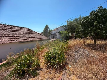 Moradia T5 para Venda em Alcanede