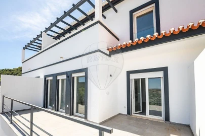 Moradia T4 para Venda em Alenquer (Santo Estêvão e Triana)