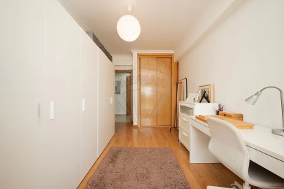 Apartamento T3 para Venda em Quinta do Conde