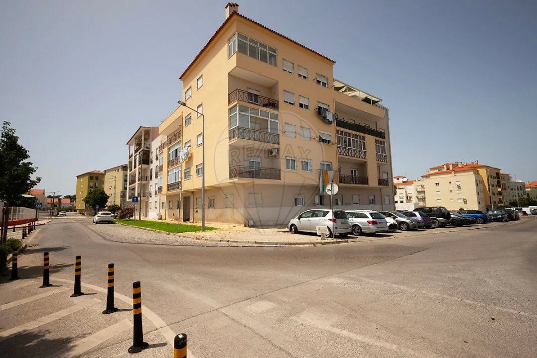 Apartamento T3 para Venda em Quinta do Conde Foto 26