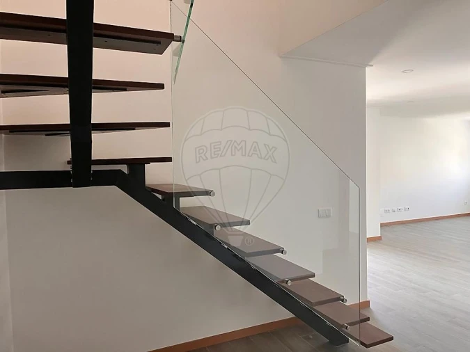 Apartamento T3 para Venda em Lourinhã e Atalaia Foto 18
