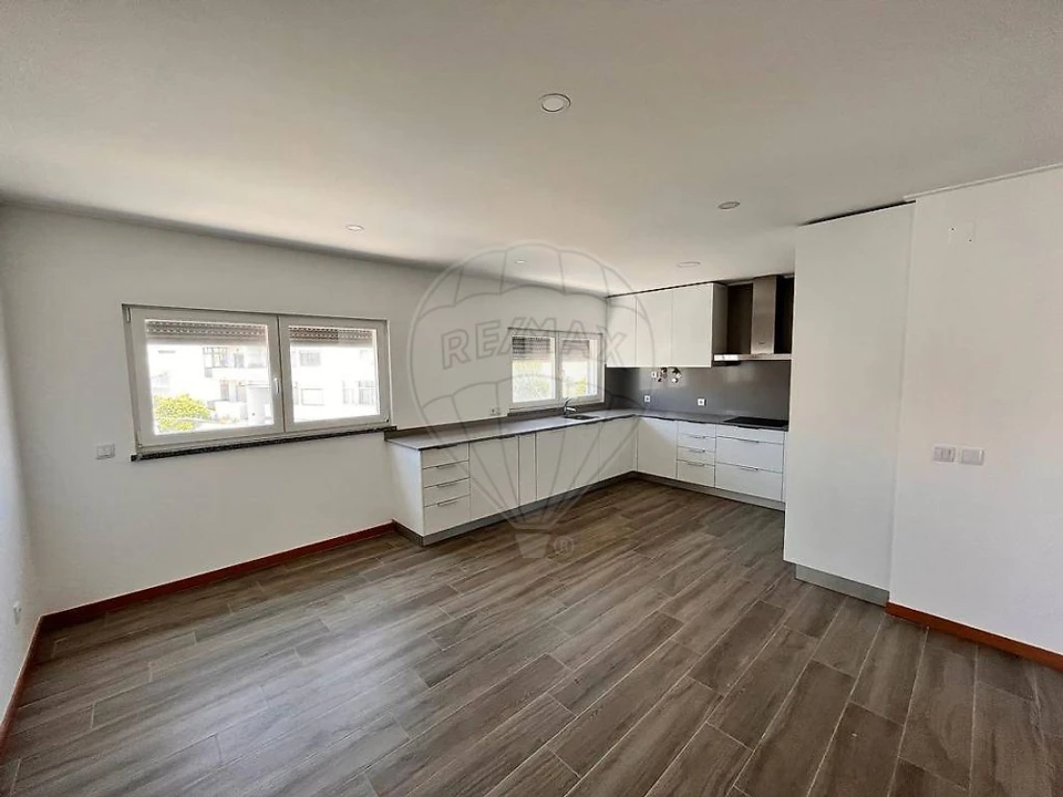 Apartamento T3 para Venda em Lourinhã e Atalaia Foto 4