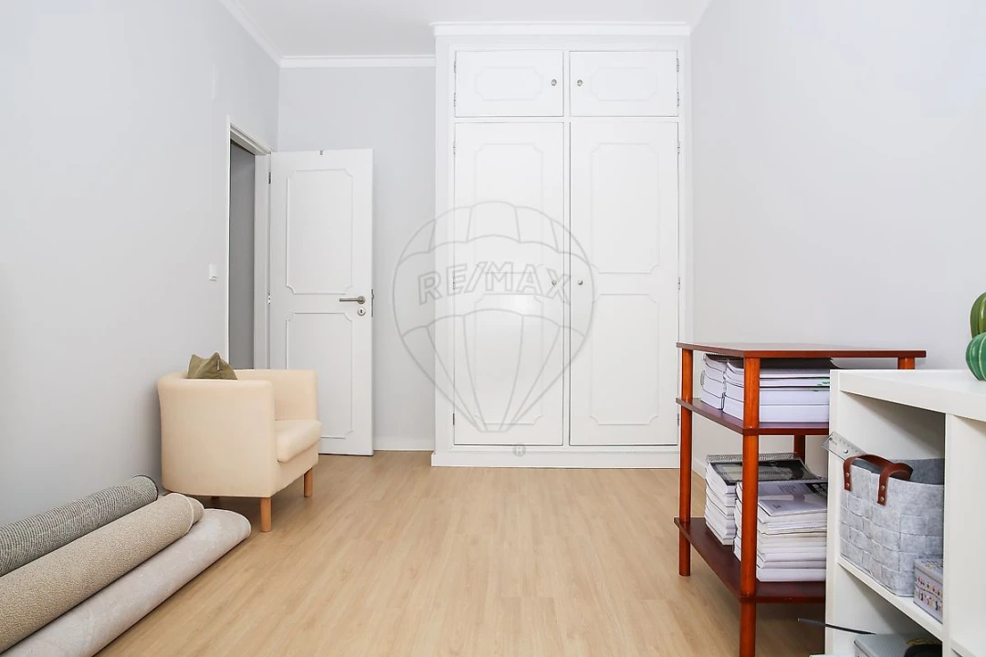 Apartamento T3 para Venda em Castanheira do Ribatejo e Cachoeiras Foto 41