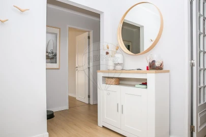 Apartamento T3 para Venda em Castanheira do Ribatejo e Cachoeiras