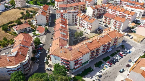 Apartamento T3 para Venda em Castanheira do Ribatejo e Cachoeiras