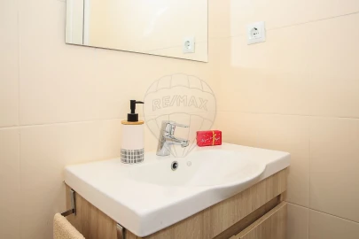 Apartamento T3 para Venda em Castanheira do Ribatejo e Cachoeiras