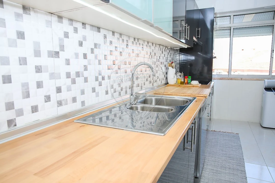 Apartamento T3 para Venda em Castanheira do Ribatejo e Cachoeiras Foto 1