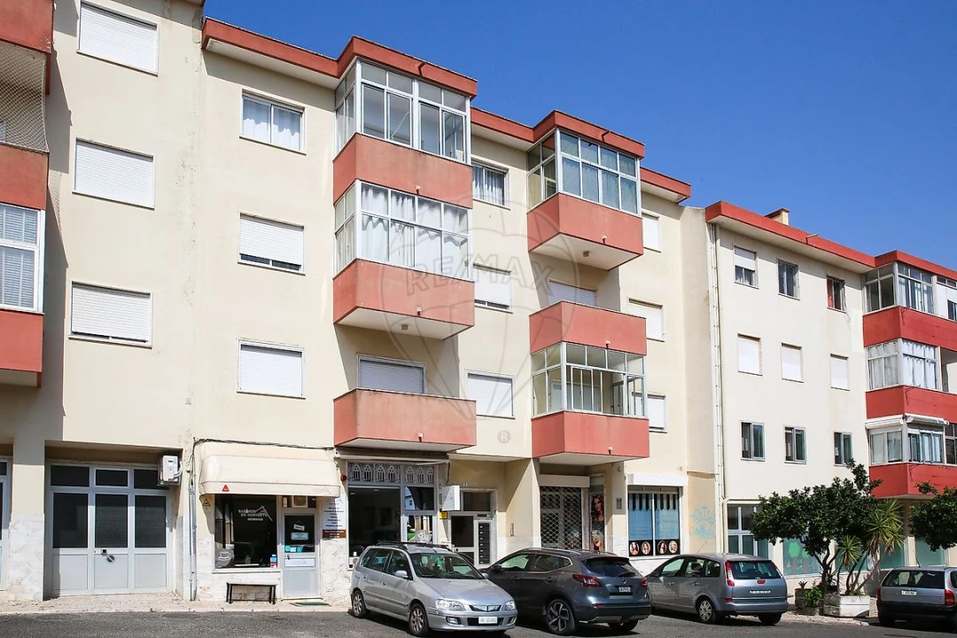 Apartamento T3 para Venda em Castanheira do Ribatejo e Cachoeiras Foto 43