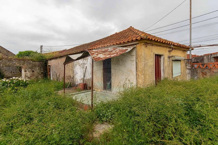 Moradia T2 para Venda em Meca Foto 6